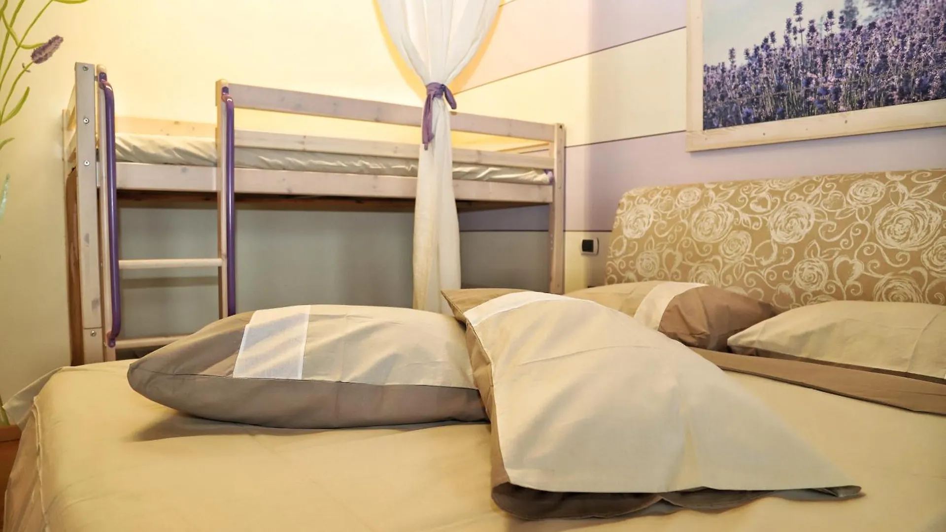 Farm stay In The Countryside Just 15 Minutes From The Airport Villa Stezzano