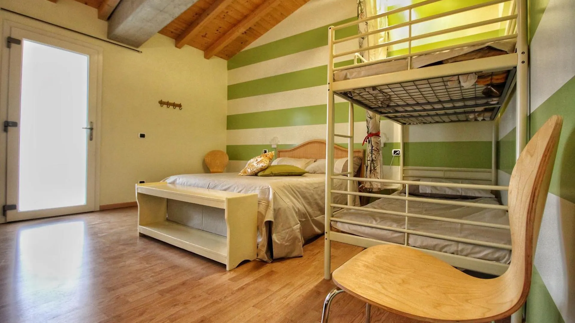 In The Countryside Just 15 Minutes From The Airport Villa Stezzano