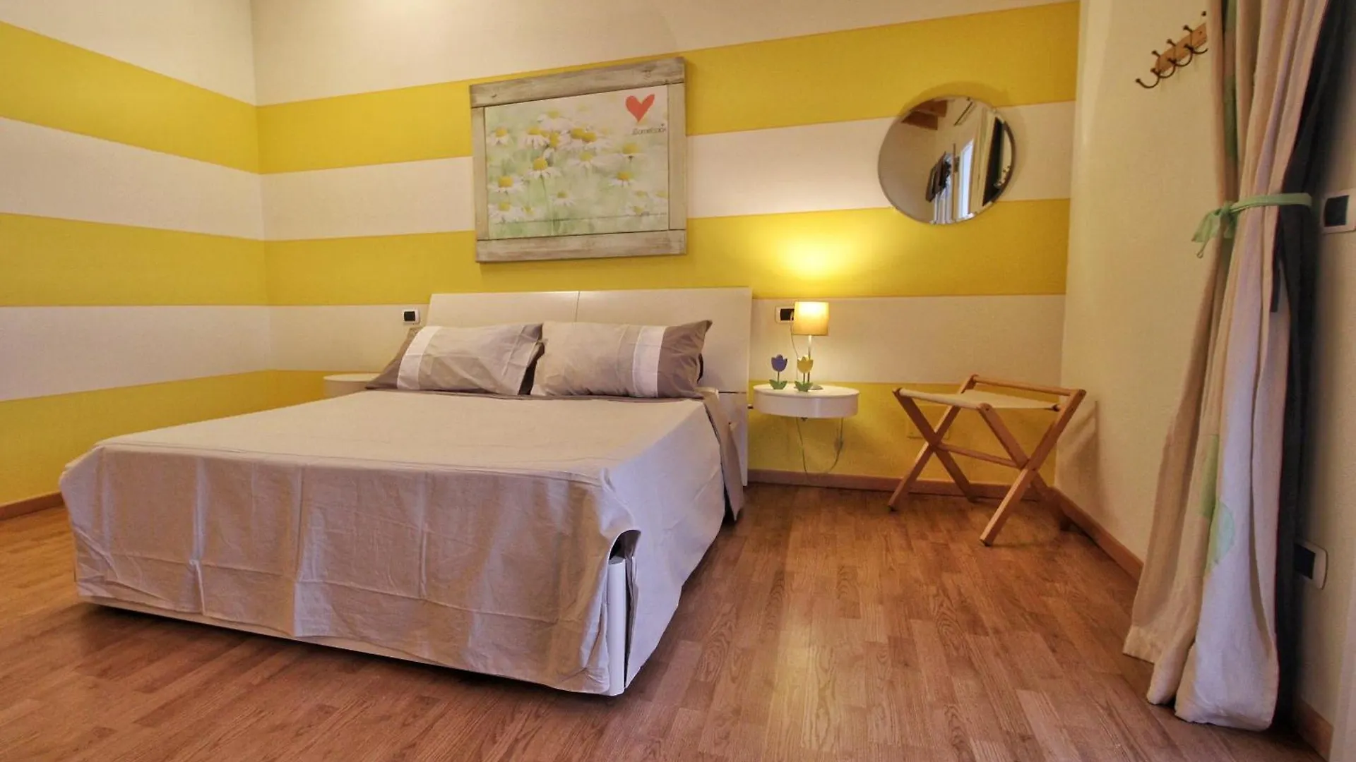 In The Countryside Just 15 Minutes From The Airport Villa Stezzano